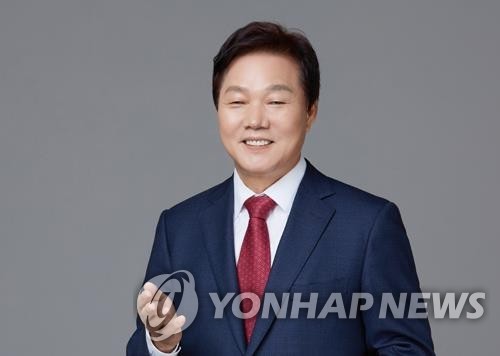 '대장동 저격수' 尹복심 김은혜, 유승민 꺾고 경기지사 본선行