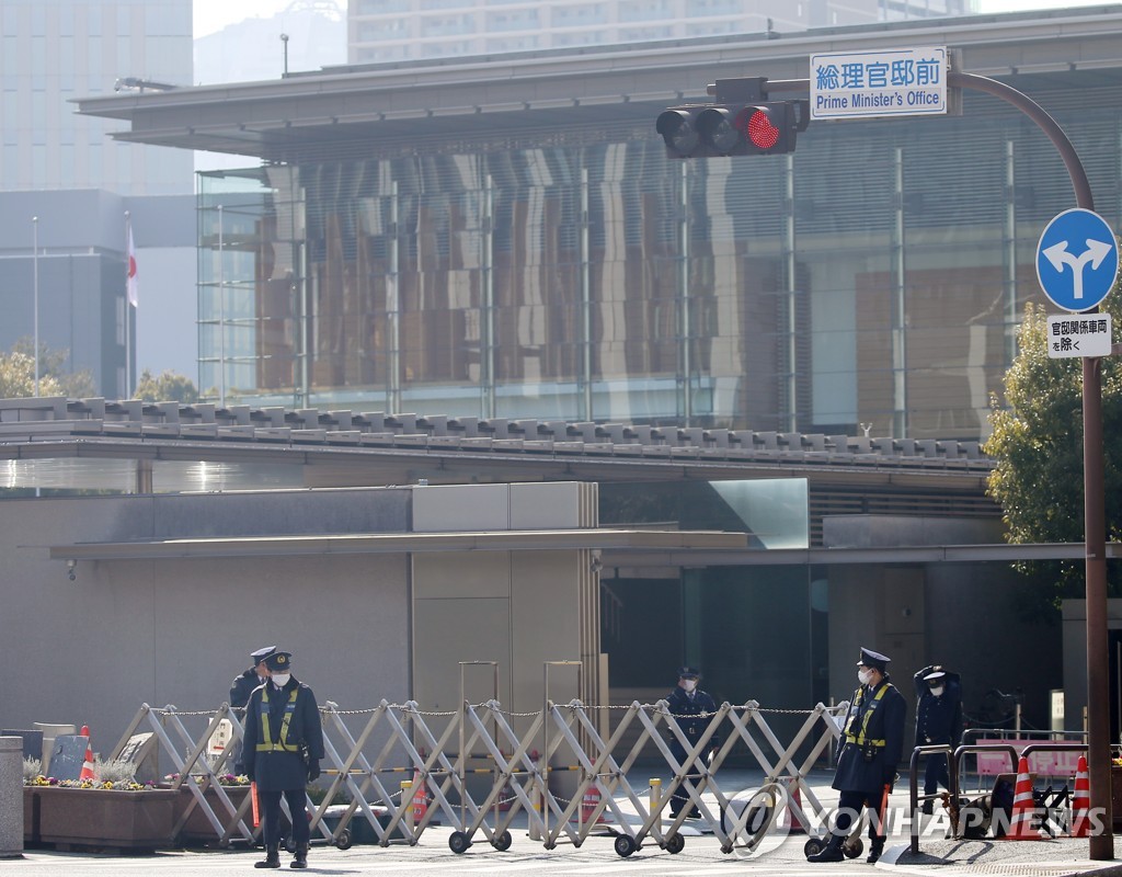 기시다 취임 6개월…'우왕좌왕' 정책에도 지지율 견조