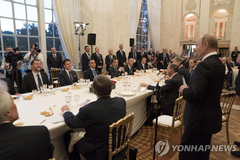 [특파원 시선] 푸틴이라는 '진창'에 빠진 이탈리아 극우