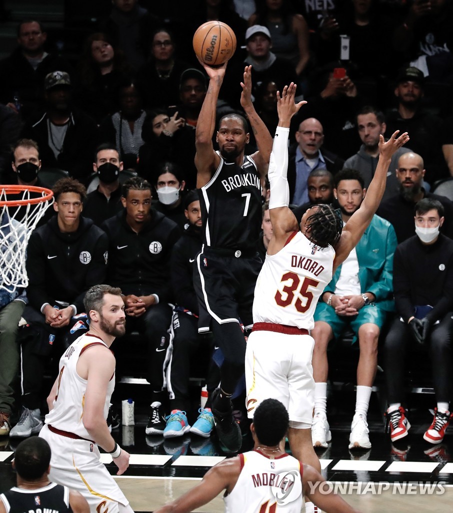 NBA '봄 농구' 시작…브루클린·미네소타 PO 진출