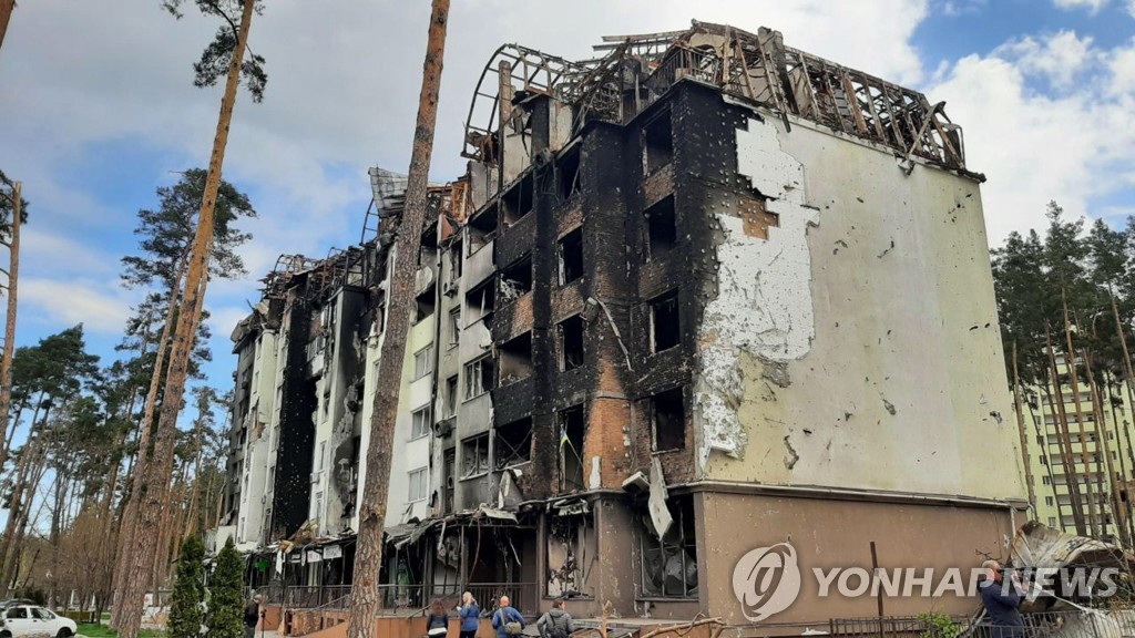 [우크라 침공] 영국 국방장관 "러 병참 공격 합법…영 무기 쓰진 않을 듯"