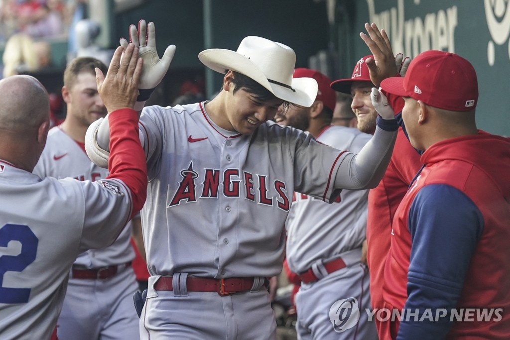 오타니, MLB 시즌 8경기 만에 대포…몰아서 2방에 3타점