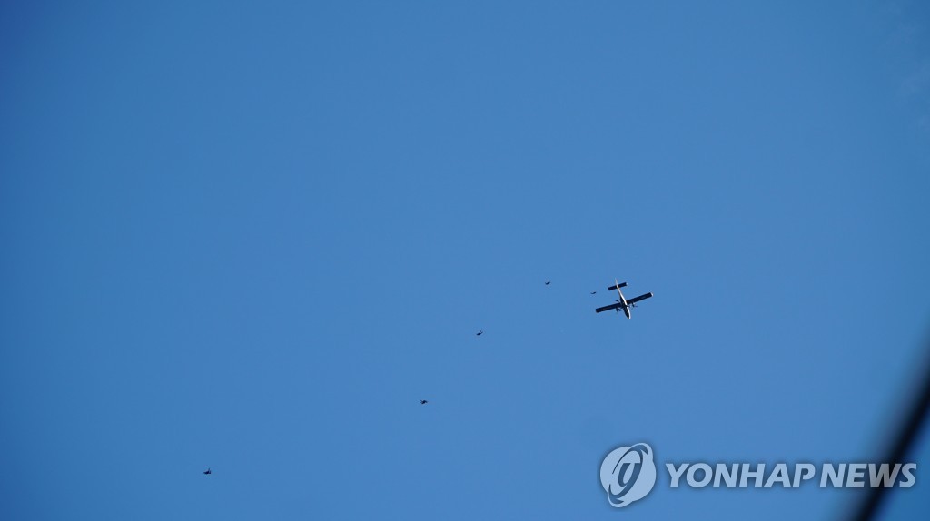 야구장 낙하시범에 美의회 대피 소동…하원의장 "명백한 태만"(종합2보)