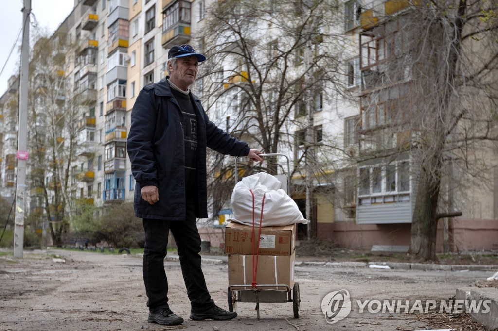 [우크라 침공] "러, 루한스크 진입해 시가전…일부 지역 통제 중"