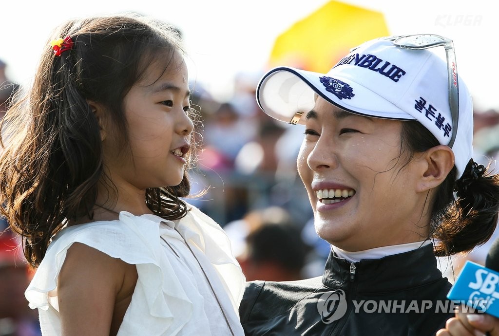 [고침] 스포츠(골프사업가 변신 안시현 "은퇴 이후 골프…)