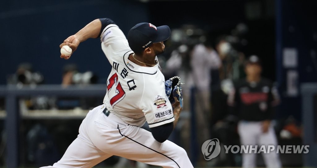 2021 MVP 미란다, 어깨 근육 미세손상…장기 이탈 우려