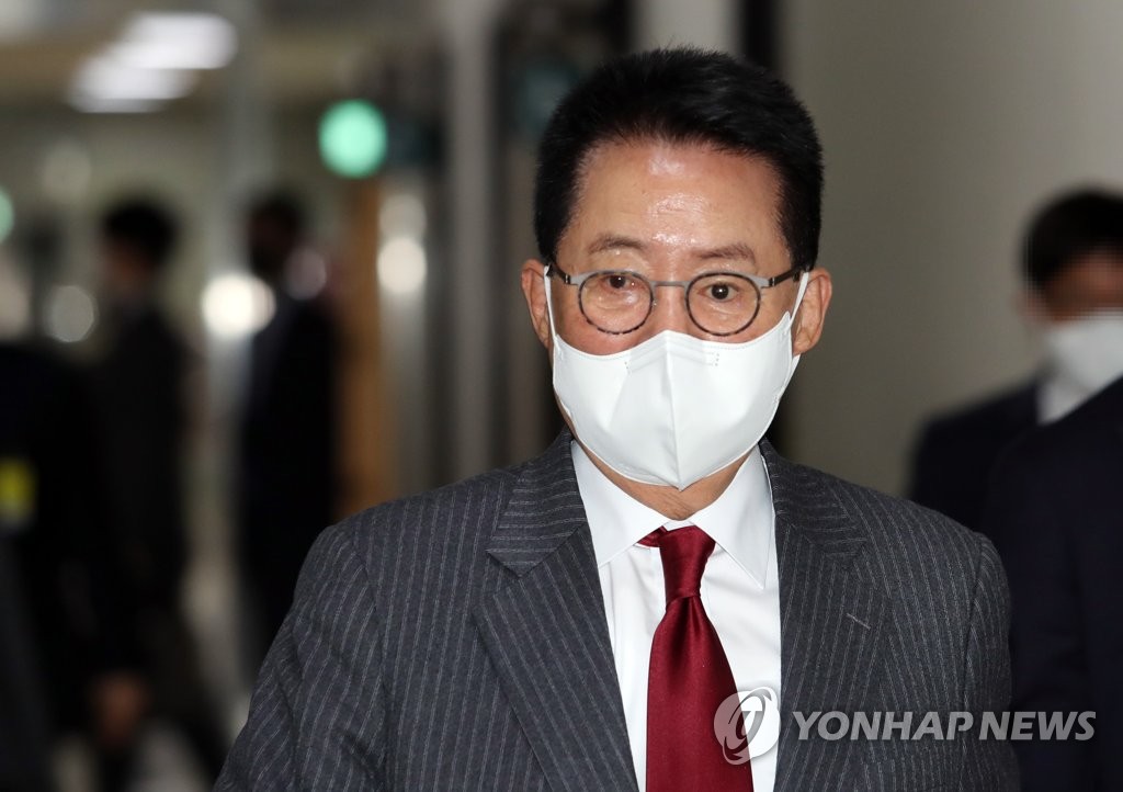 박지원 "현정부 임기까진 文대통령, 이후엔 새 대통령에 충성"