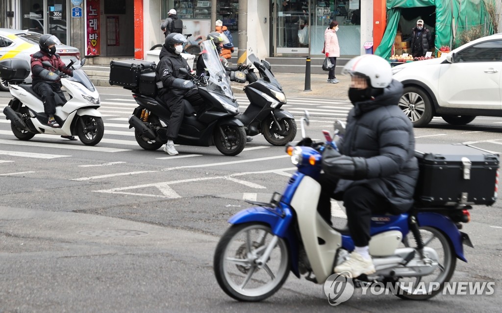 작년 하반기 배달원 9.7% 늘어 42만8천명 '역대 최대'(종합)