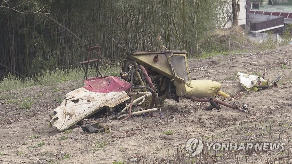 윤호중, KT-1 순직 조종사 4명 조문…"사고 원인 신속 밝혀야"