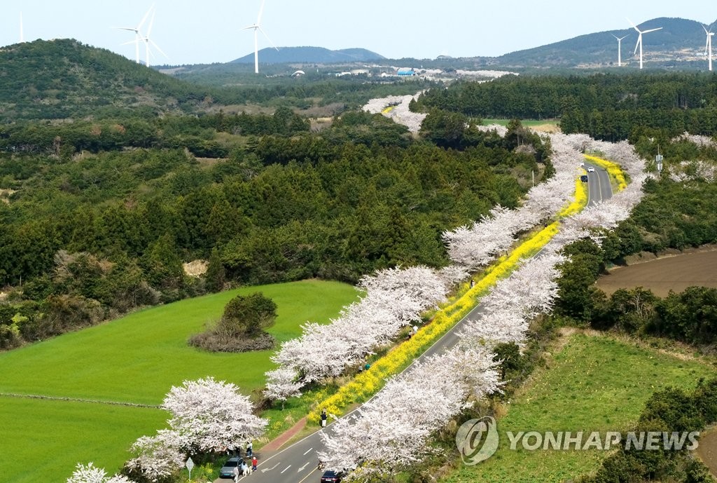 제주 가끔 구름 많고 일교차 커…낮 최고 21∼22도