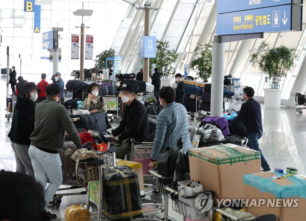 2년 '개점휴업' 끝나나…국제선 증편에 여행업계 '기지개'