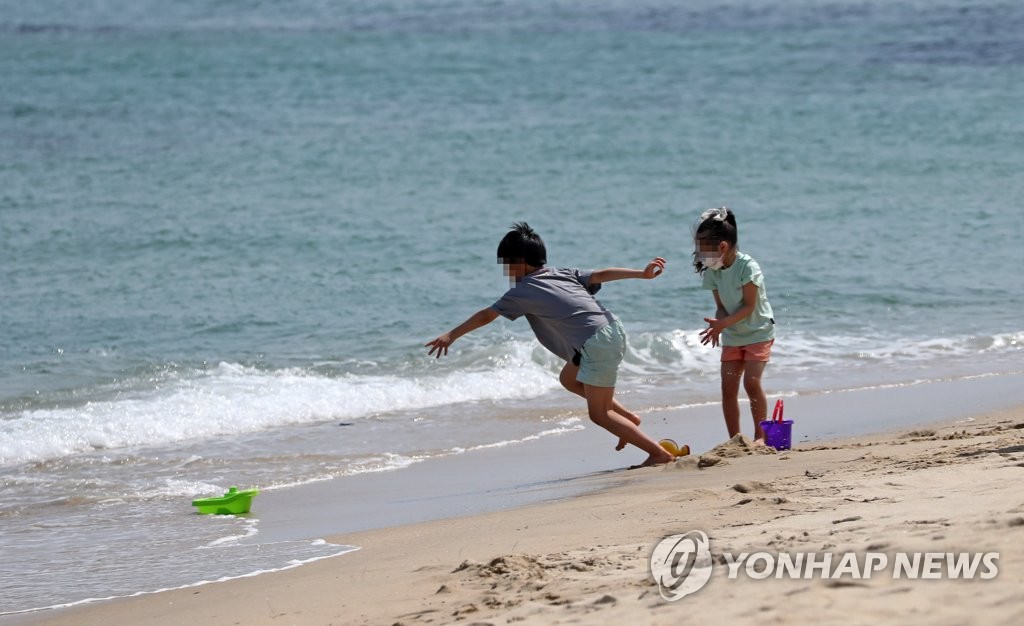 아침 '최저기온'이 20도…갑자기 찾아온 초여름 날씨