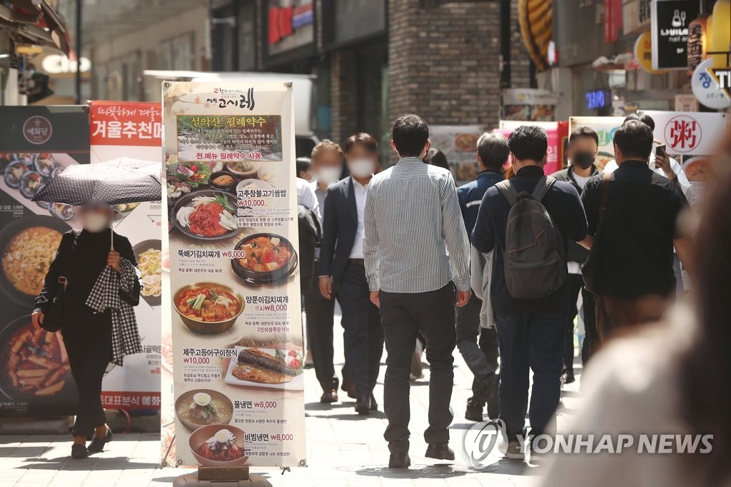 더 어두워진 정부 경기진단…"물가 상승세 확대·내수회복 우려"(종합)