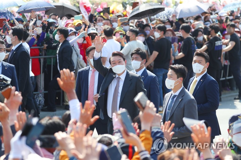 尹당선인 "늘 죄송했다" 朴 "취임식 가능하면 참석"(종합2보)