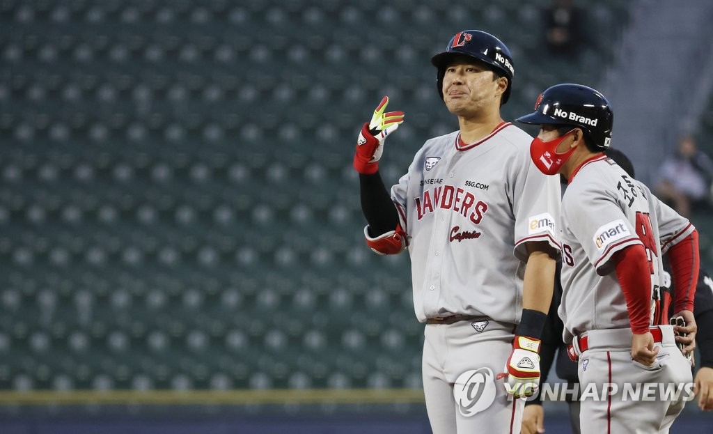 나가면 쓸어담는 타점 1위 SSG 한유섬…득점 1, 2위도 SSG의 것