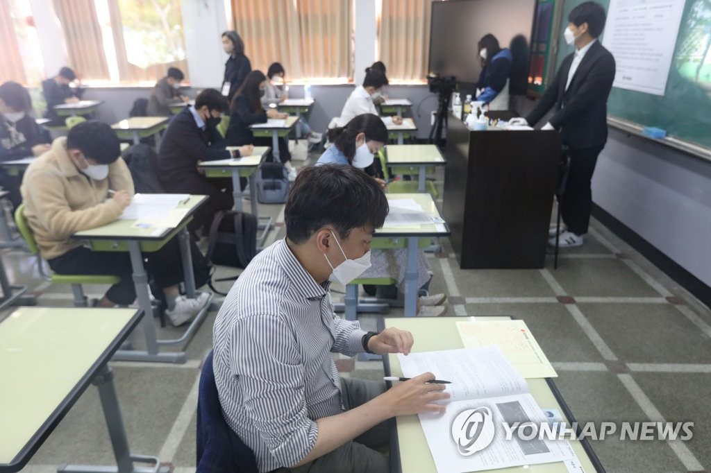 이준석 "정호영 논란되는 상황 더러 있어…해명 보고 당 논의"