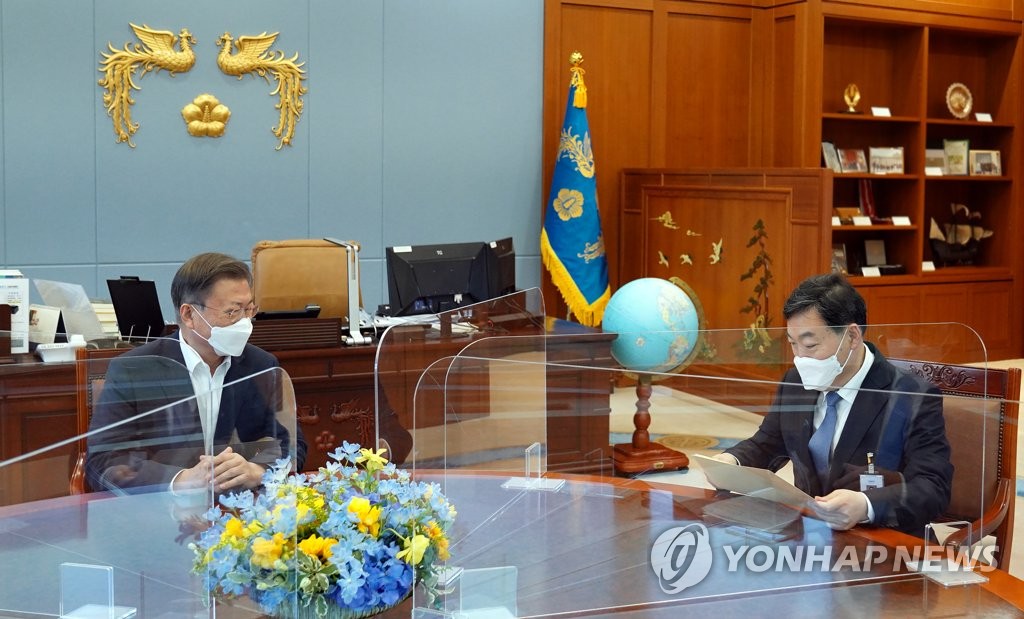 文의 모호한 검수완박 메시지…급한불 껐지만 거부권 뇌관 여전