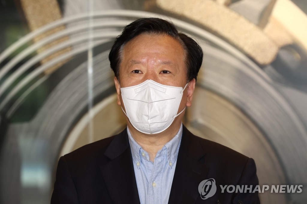 [속보] 정호영 "아들 의료자료 제출해 재검 진행중…결과 바로 공개"