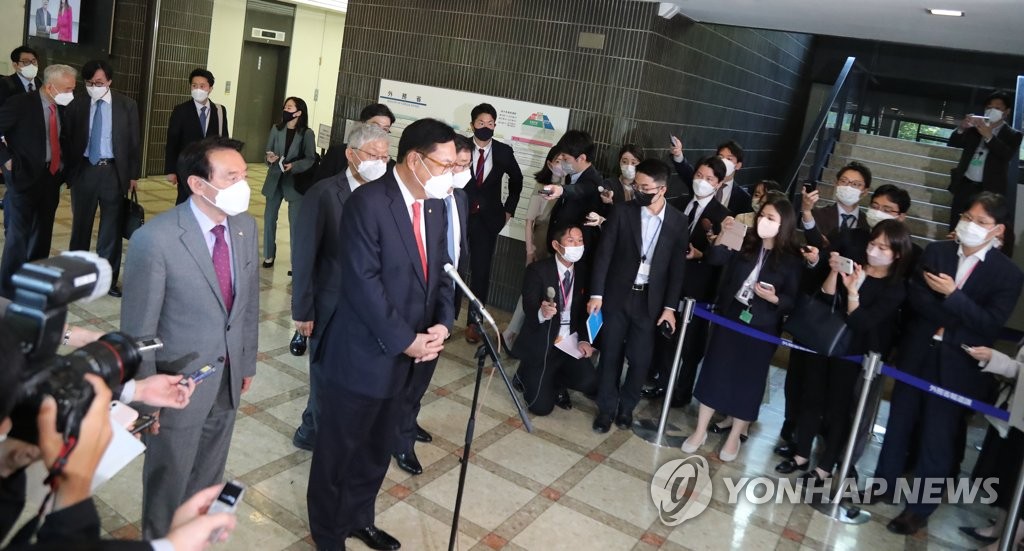 日, 한일정책협의단에 '발언자제' 이례적 요구…논란 소지