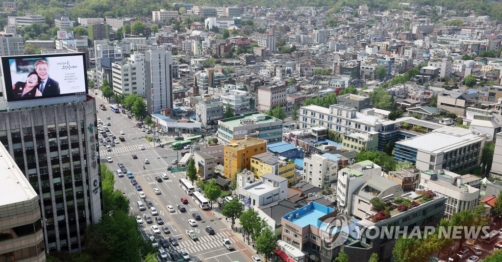 [고침] 정치(文, 임기 열흘 남기고 尹 다시 직격…신구권…)