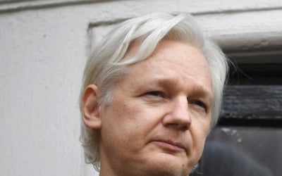 영국 법원, 위키리스크 설립자 어산지 미국 송환 결정 