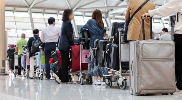 미국행 비행기표 예매하려다 '당황'…"한숨만 나와요"