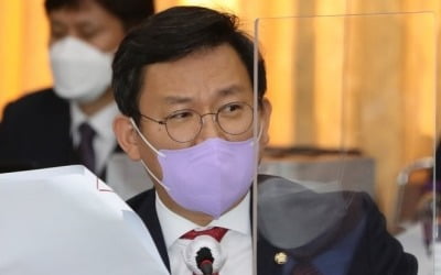 [속보]'검수완박' 형사소송법 필리버스터 시작…첫 주자 국힘 김형동