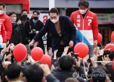 원내사령탑 기운 권성동…윤핵관 3인3색 역할론