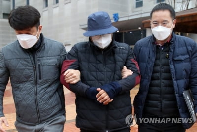 '수년간 임금 편취' 신안 염전 운영자 징역 4년 6월 구형