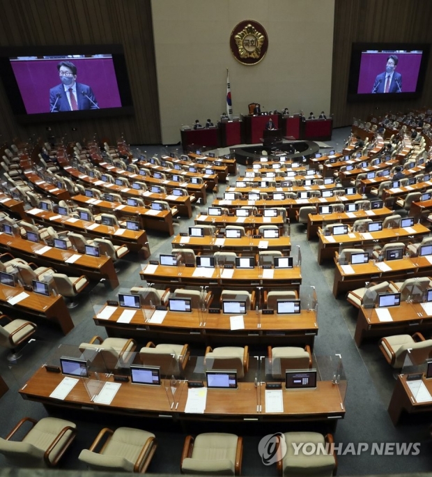 필리버스터 첫타자 권성동 "檢 껍데기만 남겨"…2시간3분 발언