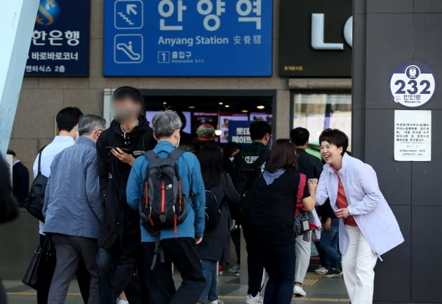 국민의힘 김은혜.더불어민주당 김동연 경기지사 후보, 여성표 공약 위해 '여성관련 공약 제시해 지지 호소'