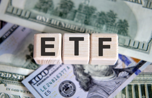원유 관련 ETF는 '수익률 효자'