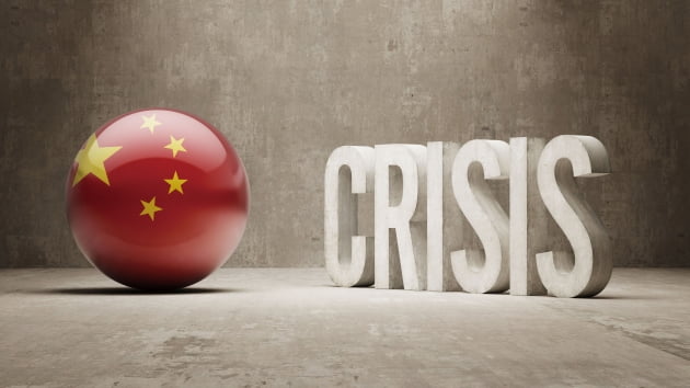 중국 경제, '제로 코로나'의 늪에 빠지다 