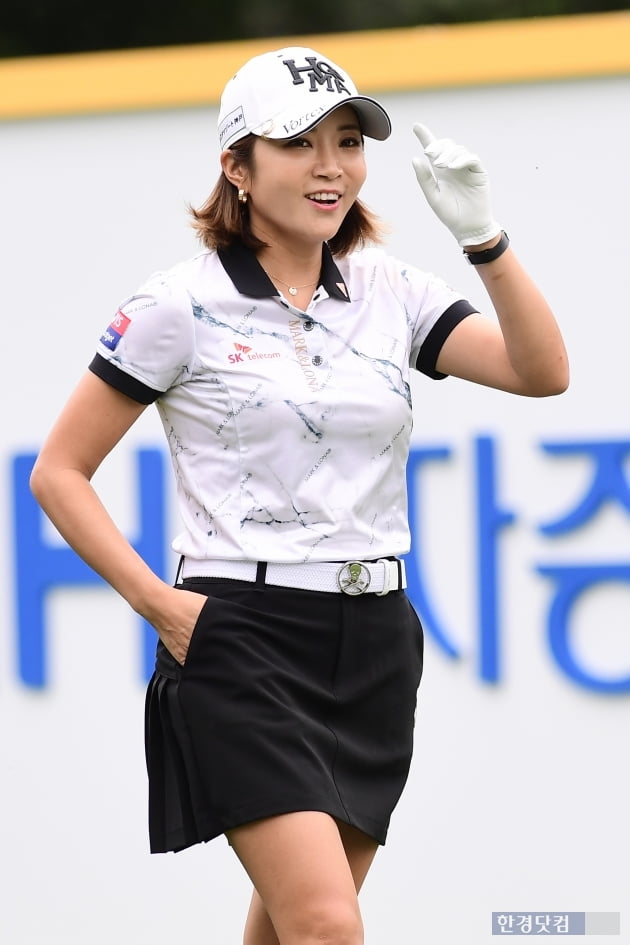 오랜만에 KLPGA 출전한 이보미…'그 뒤엔 이완이 있다' [스토리컷]