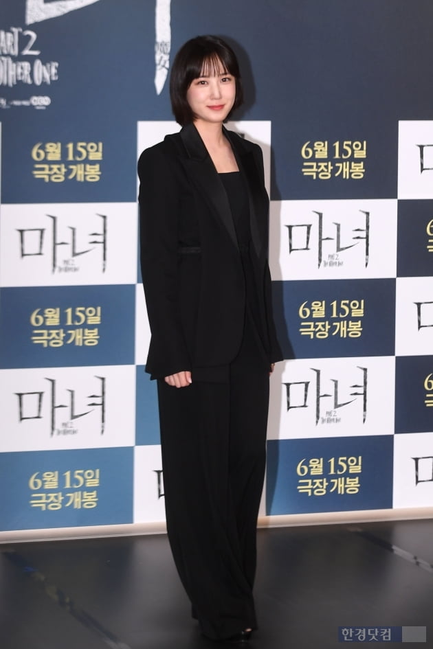 [포토] 박은빈, '올블랙 슈트 입고~'
