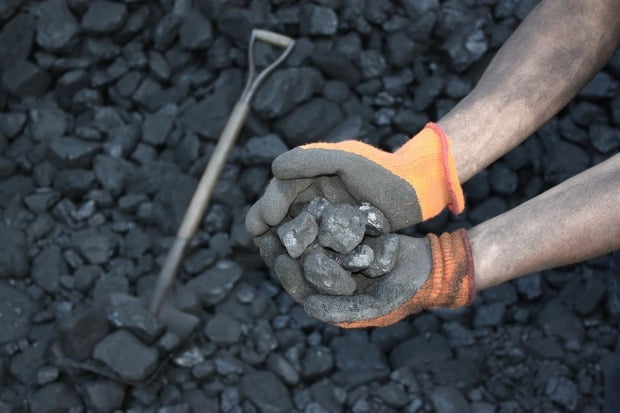석탄 관련株, 러시아 석탄 수출금지 가능성에 '강세'