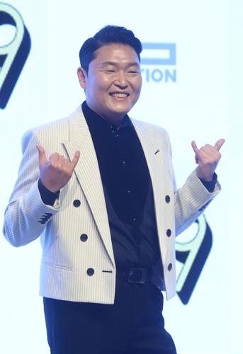 싸이 "새앨범, 강남스타일과의 결별…K팝, 계속 수준 올라갈 것"