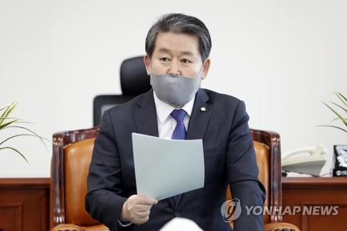 허가 없이 토지거래…김경협 의원·이상수 전 장관 기소(종합)