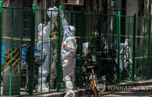 中, 제로 코로나 불만에 미국에 화살…'코로나 고아' 맹비난