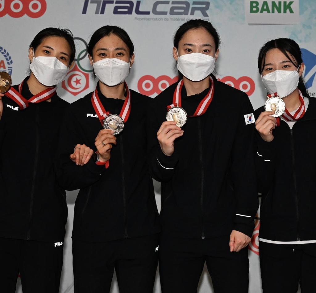 한국 펜싱 남녀 사브르, 월드컵 단체전 나란히 우승