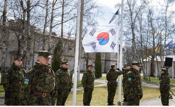 국정원 "한국, 나토 사이버방위센터 정회원 가입식 개최"