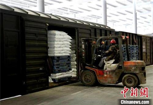 '식량안보' 강조 중국 비료가격 급등…생산 차질 우려
