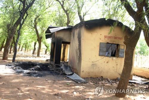 나이지리아 학생 '신성모독' 혐의로 화형당해