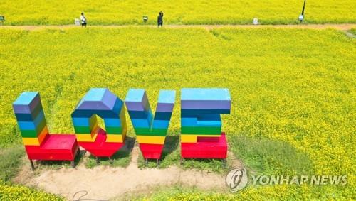 대구·경북 맑고 내륙 오후 한때 소나기…전역에 건조특보