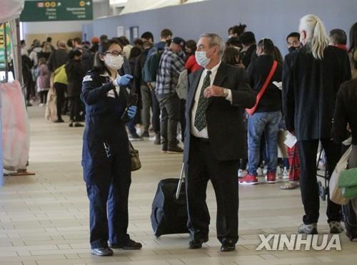 기내서 2시간 대기…캐나다 공항 일손부족에 입국 정체 극심