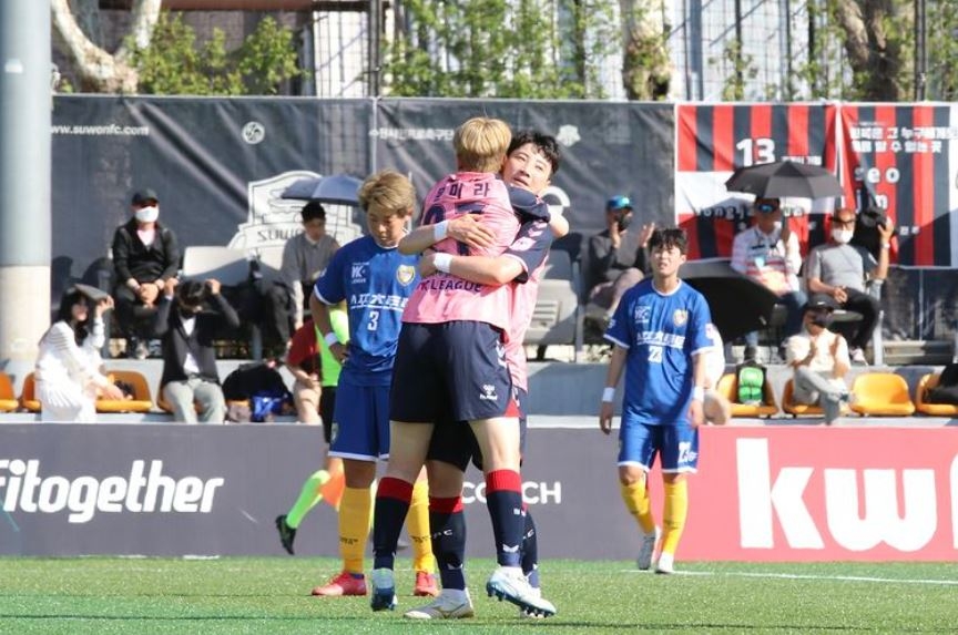 WK리그 수원FC, 스포츠토토에 2-1 역전승…3연승 질주