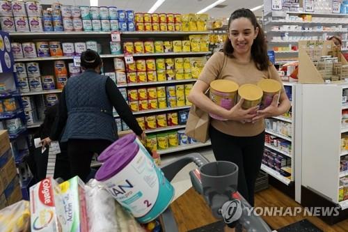 미  '전략비축분유' 검토…FDA, 부족사태 대책으로 제시