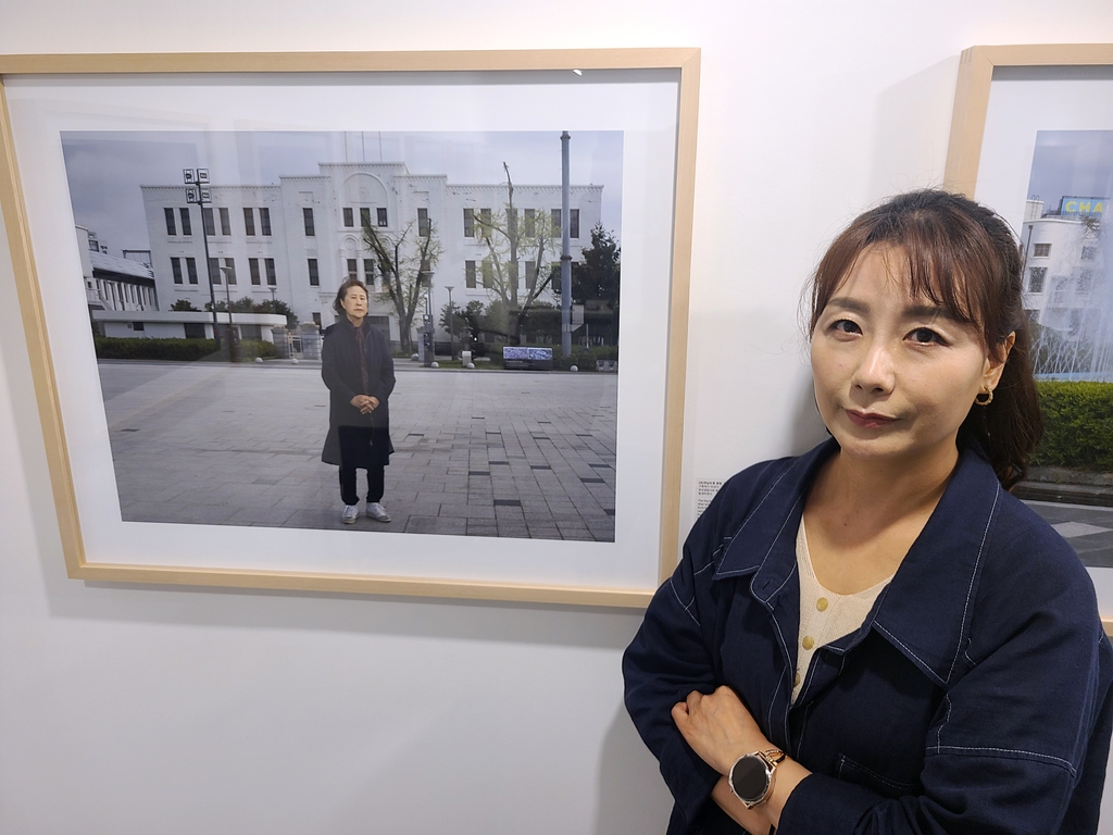 [휴먼n스토리] 오월 어머니 사진에 42년 슬픔 담은 김은주 작가