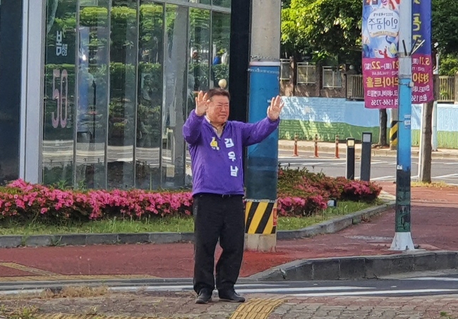 20년 민주당 텃밭 제주시을 보궐선거 후보들 표심 잡기 총력전