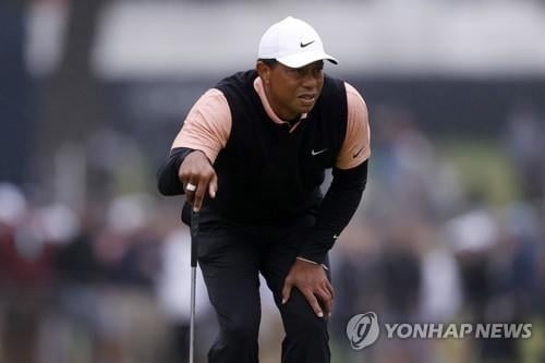 우즈 "아무것도 못 했다"…PGA 챔피언십 다리 아파 기권